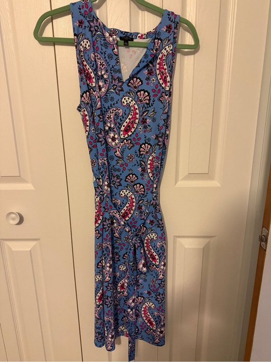 Talbots Dresses & Skirts - Talbots Blue Paisley Tie-Waist Sleeveless Dress